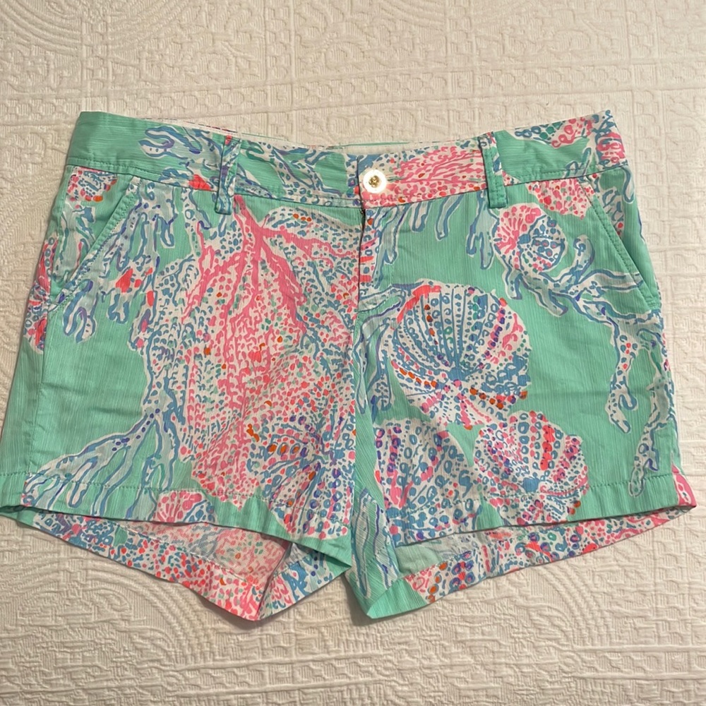 Lilly Pulitzer Shorts SIZE 10. Never been dried. Hung dry only. Great condition!